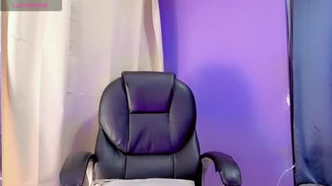 Snapshot of dirty_888 chatting on June 18, 4:13 am dirty_888 online show from June 18, 4:13 am