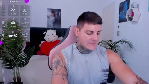 johny online show from October 17, 6:32 pm