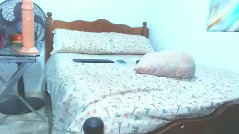Snapshot of dirty_culona chatting on April 20, 10:11 pm dirty_culona online show from April 20, 10:11 pm