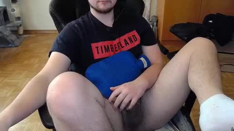 dirty_fun_boy online show from February 27, 11:20 am