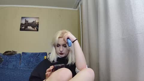 Dirty Kiss69 online show from March 6, 10:50 pm