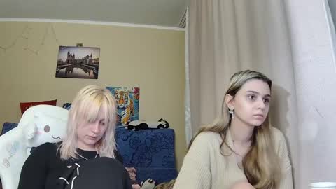 Dirty Kiss69 online show from May 4, 10:06 pm