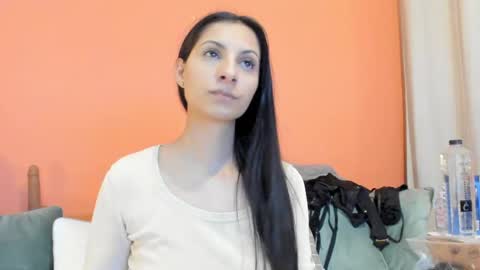 Snapshot of dirtybeya chatting on May 8, 6:35 pm Dirtybeya online show from May 8, 6:35 pm