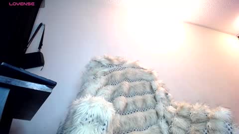 Snapshot of dirtybhot chatting on November 1, 2:35 am I just want to be happy online show from November 1, 2:35 am