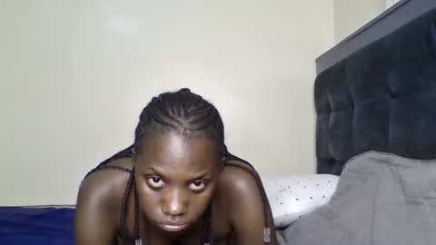 Snapshot of dirtybugg chatting on June 7, 3:05 pm dirtybugg online show from June 7, 3:05 pm