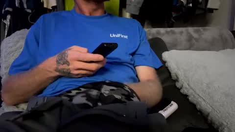 Justin Robinson online show from October 15, 2:44 am