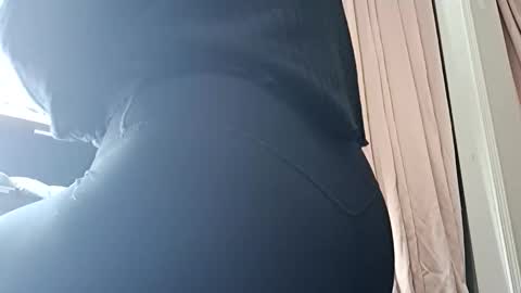 Snapshot of dirtydaisy1998 chatting on February 3, 4:21 am Daisy Wylde online show from February 3, 4:21 am