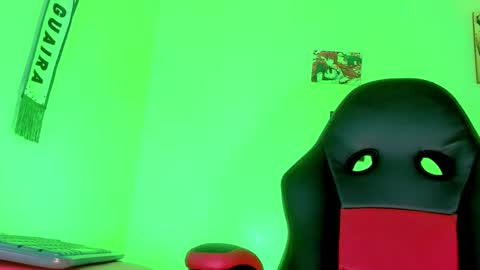 Snapshot of dirtygamesnaomy chatting on September 27, 3:55 am Naomy online show from September 27, 3:55 am