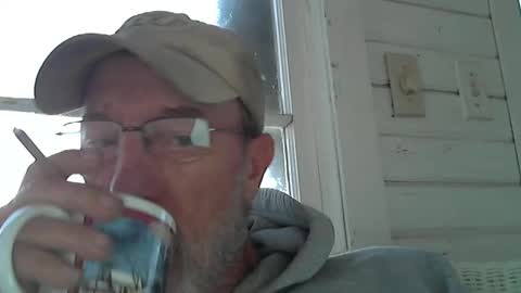 Snapshot of dirtynastyoldman chatting on March 10, 12:48 pm dirtynastyoldman online show from March 10, 12:48 pm