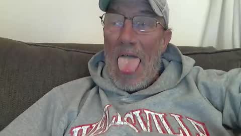Snapshot of dirtynastyoldman chatting on October 30, 1:40 am dirtynastyoldman online show from October 30, 1:40 am