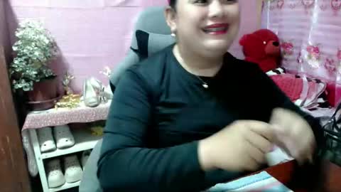 Snapshot of dirtywhorewoman chatting on March 11, 9:37 am dirtywhorewoman online show from March 11, 9:37 am