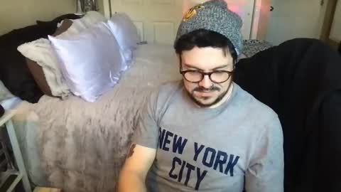 Snapshot of disastersurrounds chatting on March 3, 8:59 pm disastersurrounds online show from March 3, 8:59 pm