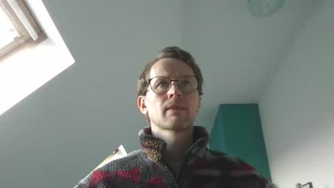 Snapshot of discovery_99 chatting on December 5, 12:58 pm discovery_99 online show from December 5, 12:58 pm