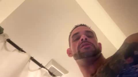 Snapshot of discreetdaddy333 chatting on September 24, 4:16 am discreetdaddy333 online show from September 24, 4:16 am
