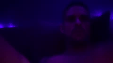 Snapshot of discreetdaddy333 chatting on October 26, 1:06 pm discreetdaddy333 online show from October 26, 1:06 pm