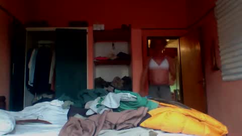 Snapshot of discretopasivo chatting on June 1, 3:03 pm discretopasivo online show from June 1, 3:03 pm