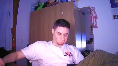 Snapshot of diselobienclaro chatting on December 22, 10:40 pm diselobienclaro online show from December 22, 10:40 pm