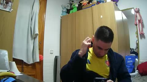 Snapshot of diselobienclaro chatting on January 13, 6:46 pm diselobienclaro online show from January 13, 6:46 pm