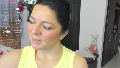 Snapshot of disneey2888 chatting on July 18, 2:21 pm disneey2888 online show from July 18, 2:21 pm