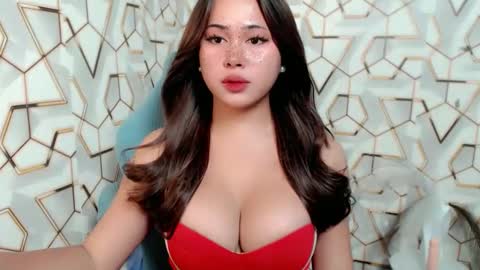 Snapshot of disneycock69_dimple chatting on May 6, 12:21 pm Kataluna online show from May 6, 12:21 pm