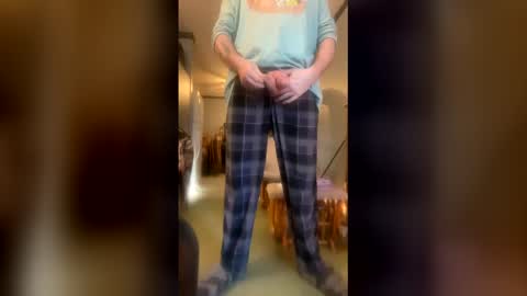 dispencer74 online show from February 15, 10:50 pm