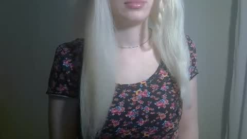 DitaMilton online show from September 16, 1:45 pm