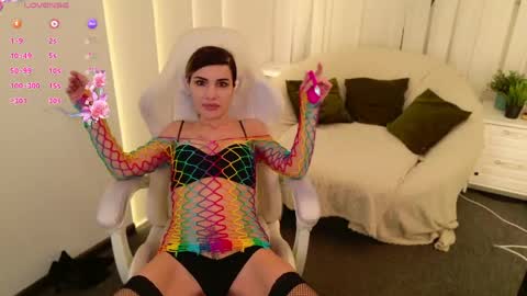 divine_mila online show from May 19, 12:44 pm