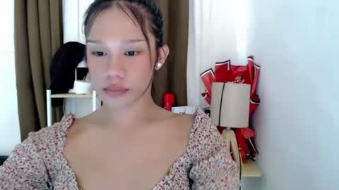 Snapshot of divine_sawanta chatting on July 19, 4:05 am SAWANTA online show from July 19, 4:05 am