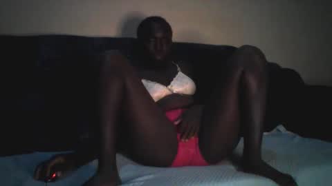 divineassgoddess online show from February 8, 3:10 am