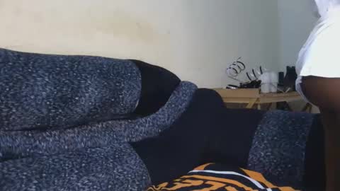 Snapshot of divineassgoddess chatting on May 5, 3:47 am divineassgoddess online show from May 5, 3:47 am