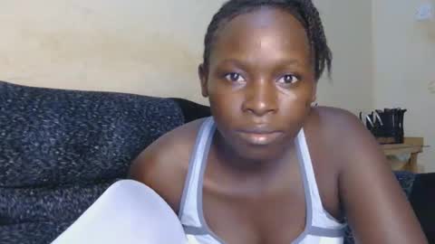 Snapshot of divineassgoddess chatting on May 25, 6:36 pm divineassgoddess online show from May 25, 6:36 pm