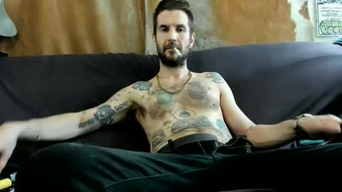 Snapshot of divinedimi chatting on April 22, 3:57 pm divinedimi online show from April 22, 3:57 pm