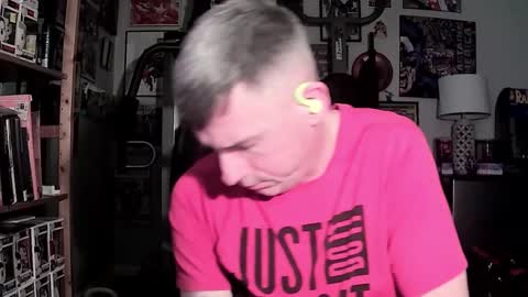 Snapshot of dix_handley_50 chatting on January 29, 9:39 pm dix_handley_50 online show from January 29, 9:39 pm