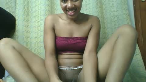 Snapshot of dixie_driver1 chatting on May 8, 1:38 pm catie online show from May 8, 1:38 pm