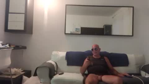 Snapshot of dixy6969 chatting on July 7, 8:13 pm dixy6969 online show from July 7, 8:13 pm
