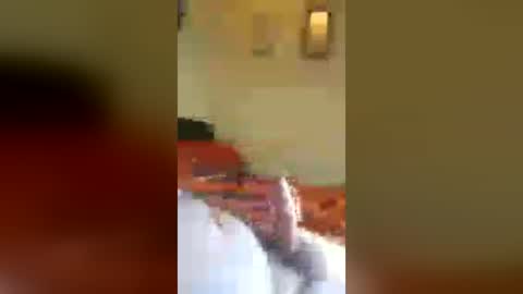 Snapshot of dizzeemonkey chatting on June 22, 8:22 am dizzeemonkey online show from June 22, 8:22 am