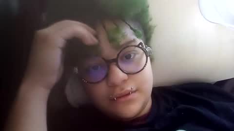 dizzinsweatyy online show from February 1, 4:27 pm