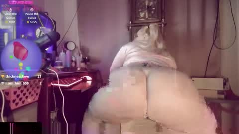 Dizzy Dollie online show from January 18, 3:21 am