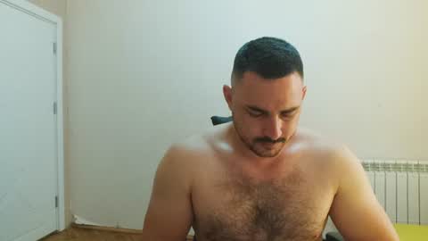 Snapshot of djmute chatting on June 25, 5:12 am STR8 BOYv online show from June 25, 5:12 am
