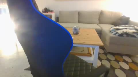 Snapshot of djokitche chatting on January 9, 6:26 pm djokitche online show from January 9, 6:26 pm