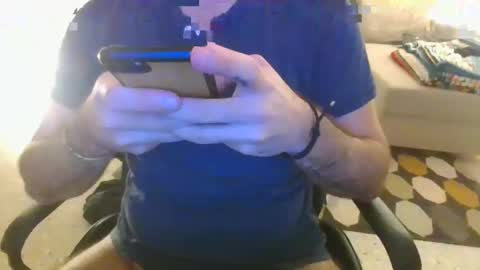 Snapshot of djokitche chatting on March 6, 8:59 pm djokitche online show from March 6, 8:59 pm