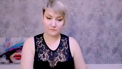 djullia online show from February 8, 10:18 am