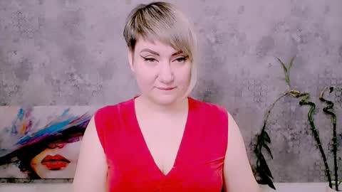 djullia online show from February 12, 6:19 am