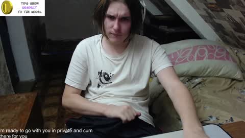 Snapshot of dmitriy250 chatting on December 27, 12:39 am dmitriy250 online show from December 27, 12:39 am