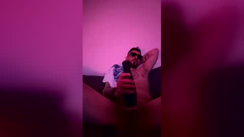 Azier online show from April 19, 1:27 am