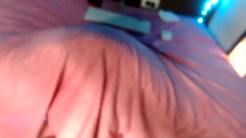 Snapshot of doeschi_fox chatting on August 6, 2:02 am doeschi_fox online show from August 6, 2:02 am