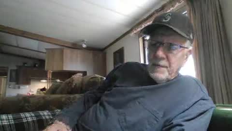 doingmyself69 online show from February 26, 9:25 pm