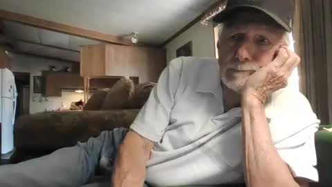 doingmyself69 online show from May 5, 8:39 pm