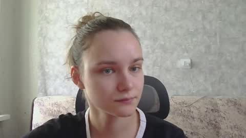 Snapshot of dolcezza_ chatting on May 23, 11:25 am dolcezza_ online show from May 23, 11:25 am