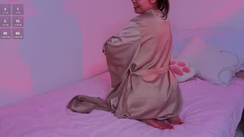 Ann online show from April 10, 8:24 pm